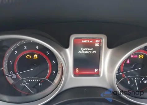 2019 Dodge Journey Se Awd z USA, uszkodzony, nr VIN 3C4PDDBG5KT835683